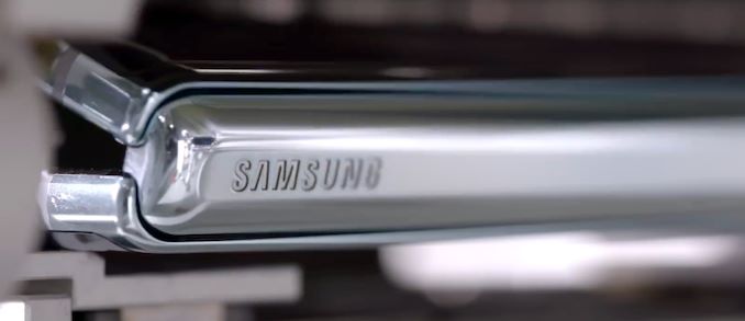 Samsung Fold сложили и разложили 200 000 раз (видео) - 1